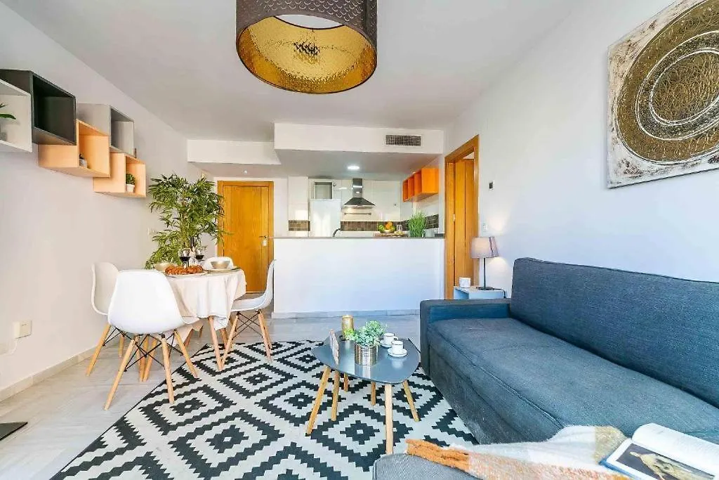 Deluxe Apartments With Parking - Carlos Haya Malaga