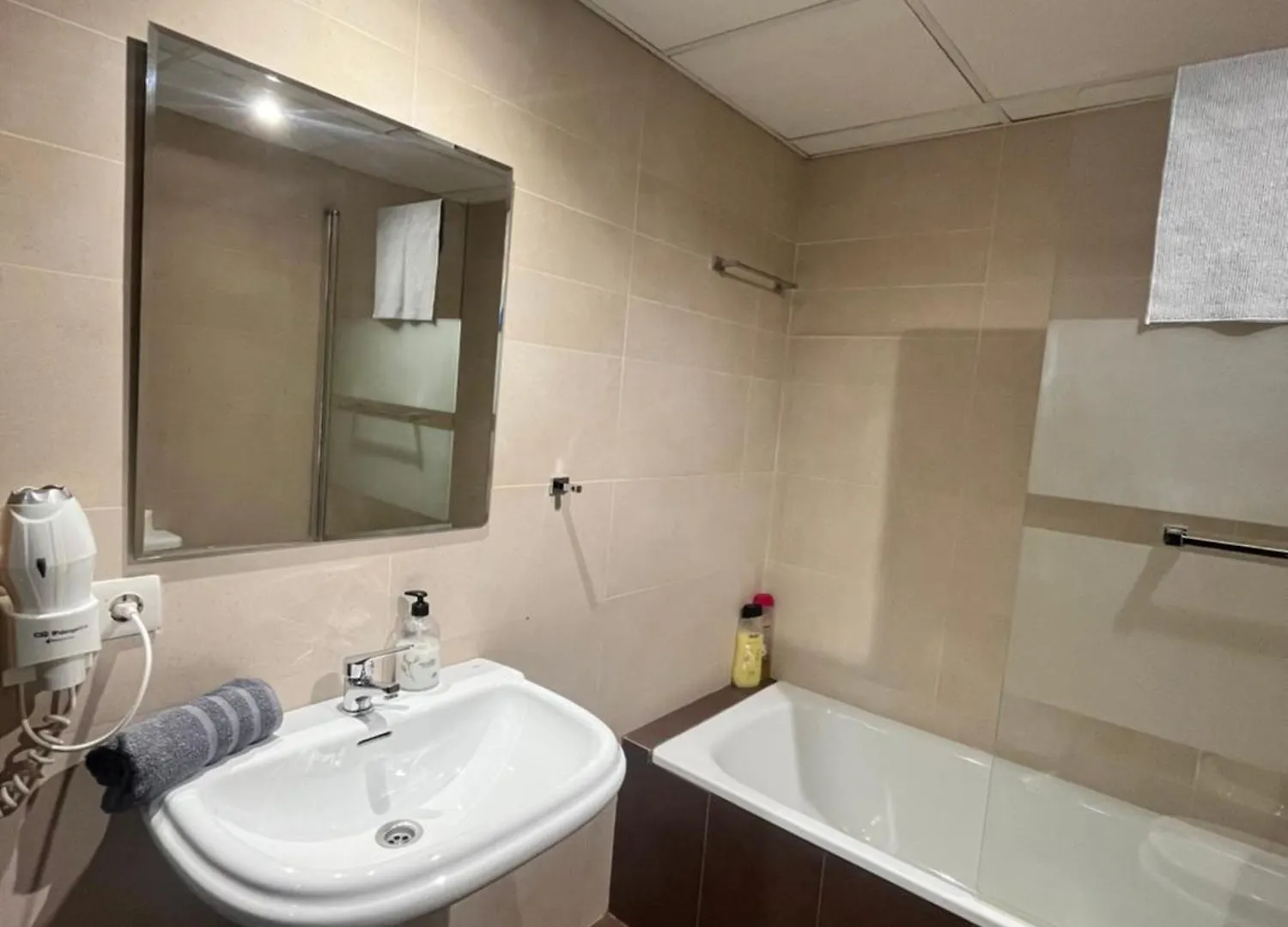 Deluxe Apartments With Parking - Carlos Haya Malaga