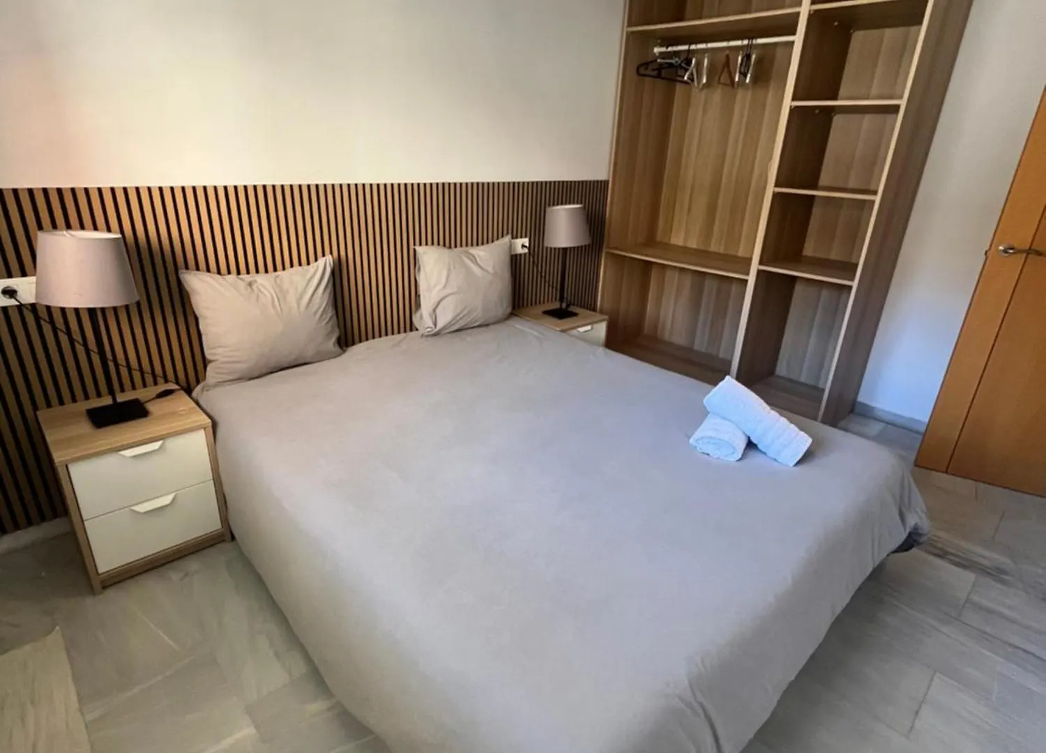 Deluxe Apartments With Parking - Carlos Haya Malaga 0*,  Spain